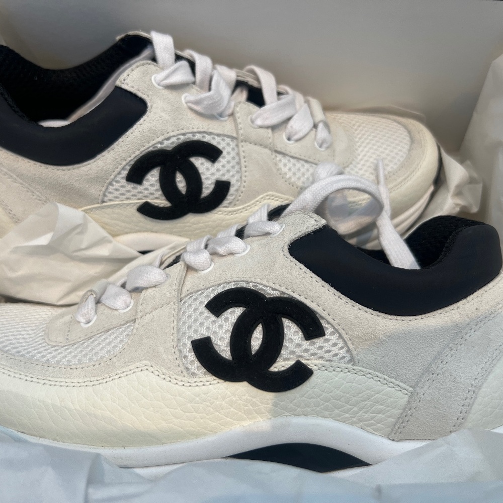 CHANEL Mesh Suede Calfskin Grained Calfskin Womens CC Sneakers 37 White Black